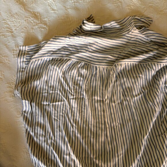 Madewell Grey and White Striped Button Down Shirt XS - Picture 7 of 8